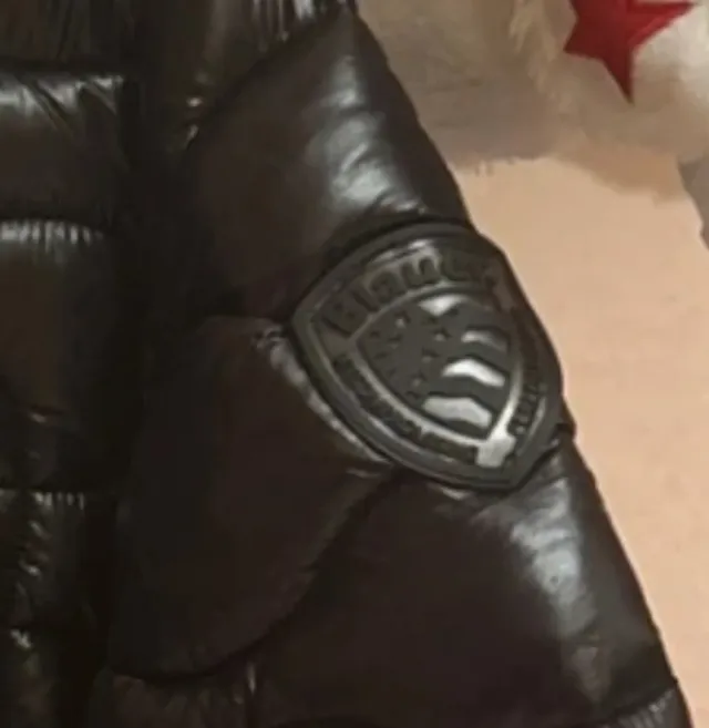 Blauer Giubbotto Nero Trapuntato Cappuccio