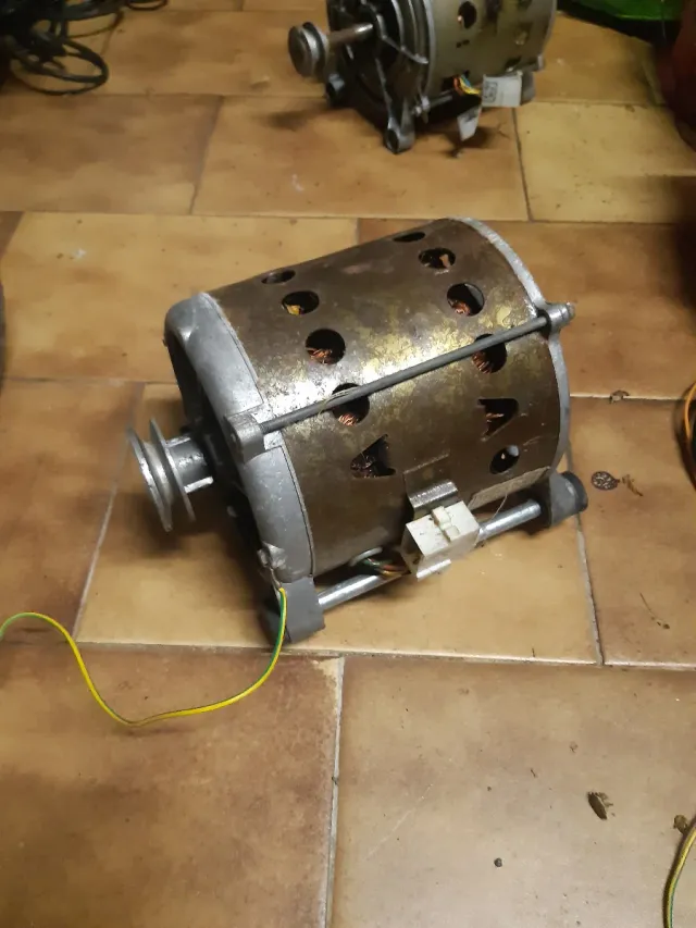 Motore elettrico lavatrice
