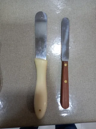 Varios útiles protesis. Zahles, espátulas, segueta