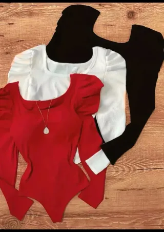 Body negro cuello alto