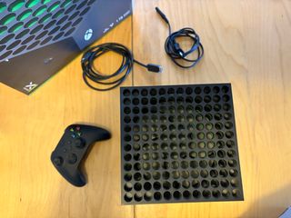 Xbox Series X 1TB Negra + Mando