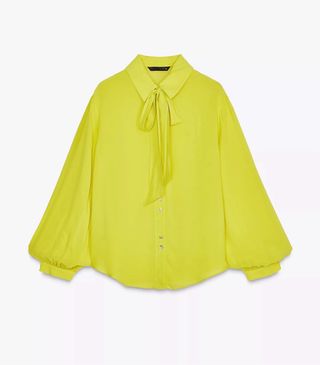 Camisa color lima con lazada