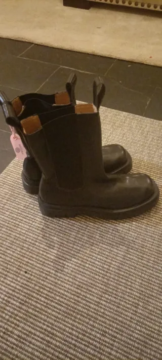 Botas Fetiche Suances Talla 41 Negras