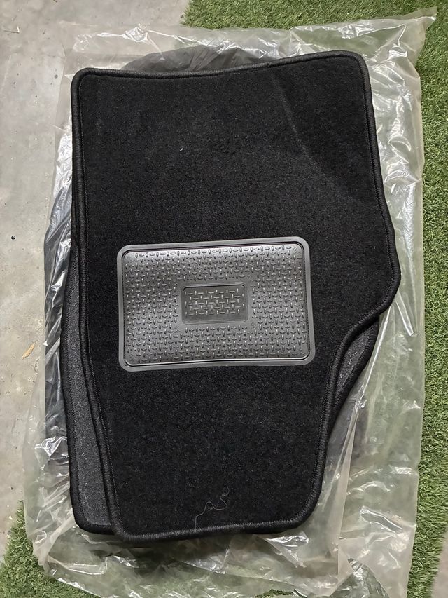 Alfombrillas Coche Goma/Tela Nuevas