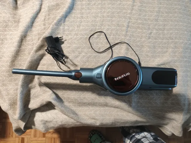 Aspiradora de mano Taurus