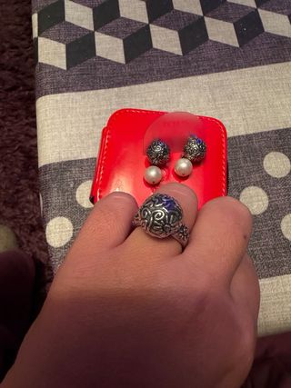 Conjunto Anillo y Pendientes Tous