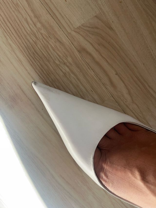 Zapatos de piel blancos Studio F T39