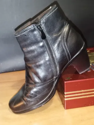 Botines negros talla 37 Lujo Español