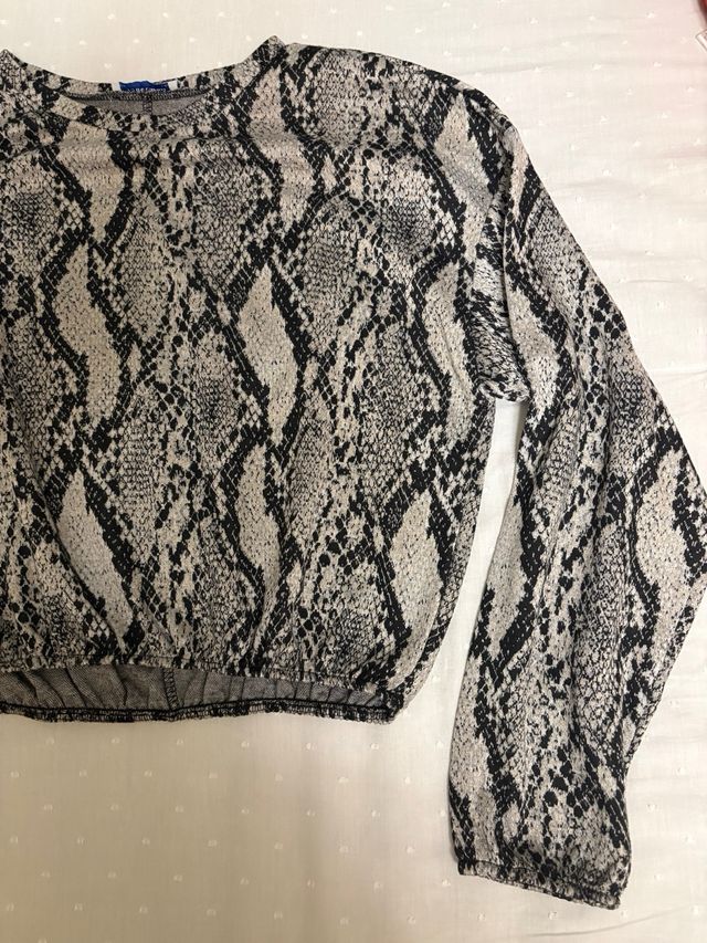 Jersey fino Zara S estampado serpiente