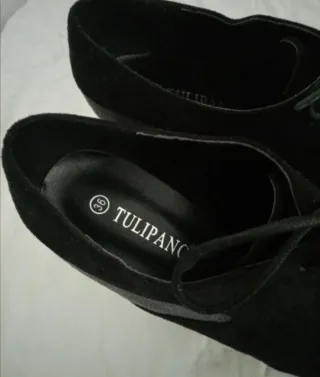 Stivaletti scamosciati con tacco donna