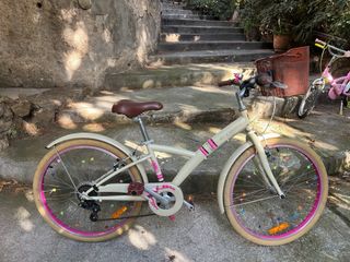 Bicicleta juvenil B-TWIN poply 500 24” sin uso