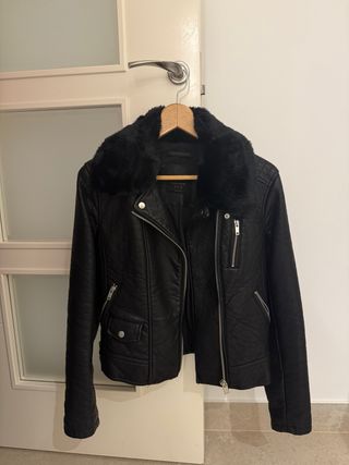 Chaqueta cuero Zara