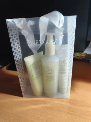 Set Manos de Seda Mary Kay Té Blanco & Cítrico