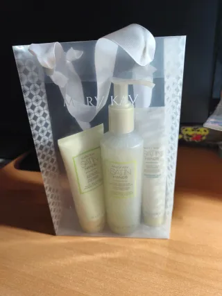 Set Manos de Seda Mary Kay Té Blanco & Cítrico