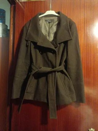 Abrigo corto mujer marrón