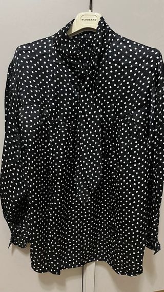 Camisa Burberry manga larga lunares