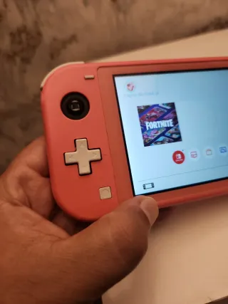 Nintendo Switch Lite Coral - Funziona
