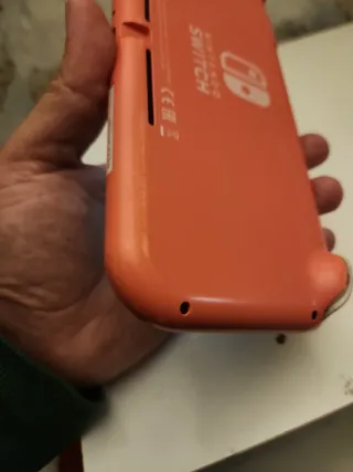 Nintendo Switch Lite Coral - Funziona