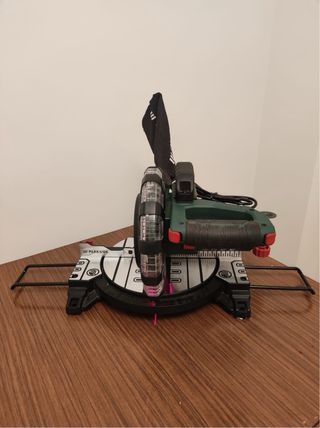 Sierra Ingletadora Parkside 1500W