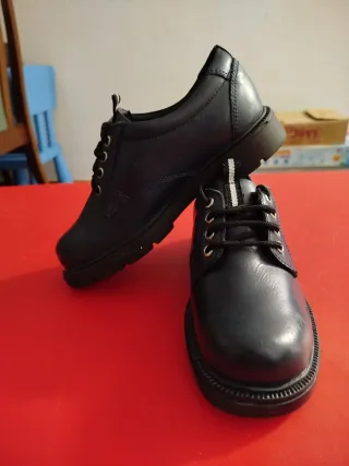 Zapatos Escolares Negros Talla 32