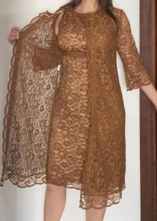 Vestido de encaje marrón talla M