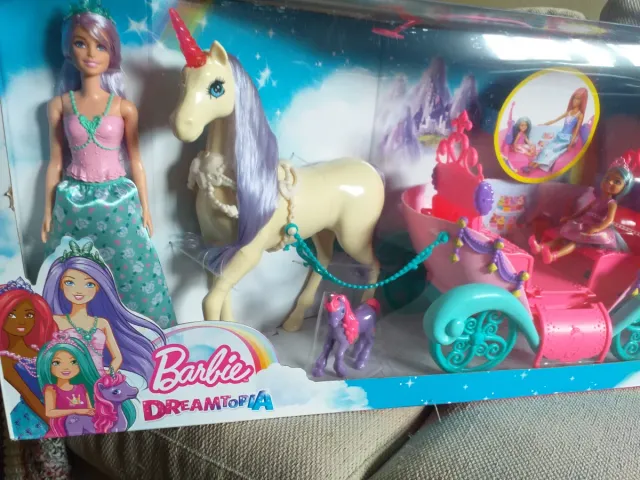 Barbie Dreamtopia Carroza Unicornio