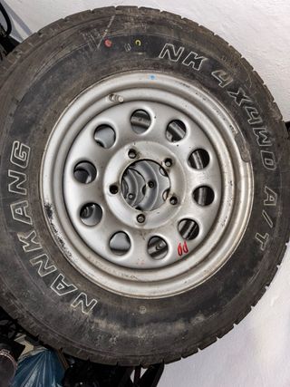 Neumáticos Nankang 4x4 205/70 R15