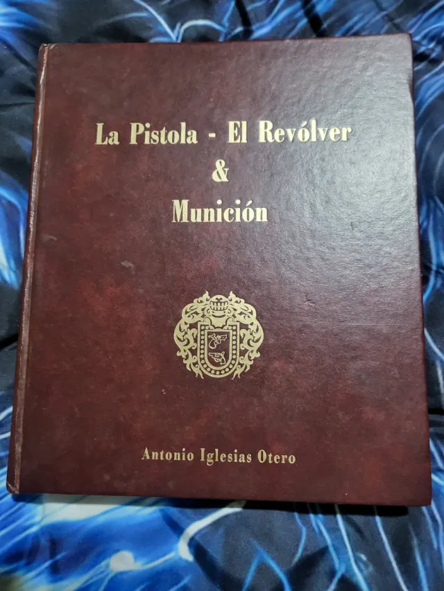 Libro sobre todo tipo de armas