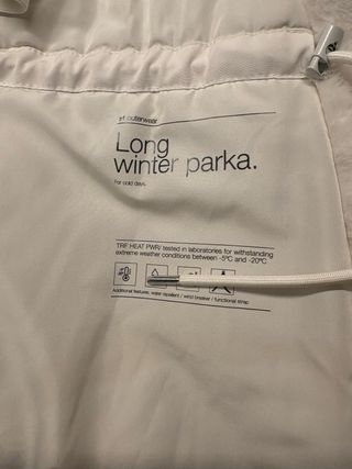 Cazadora invierno beige con capucha