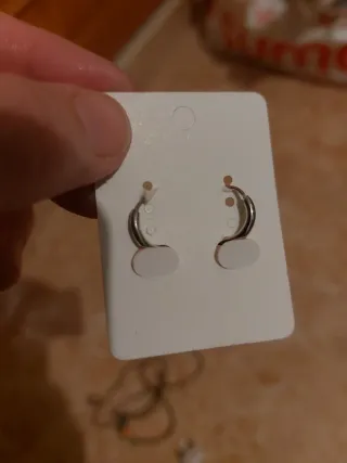 Pendientes Aro Acero con Colgante Pluma.