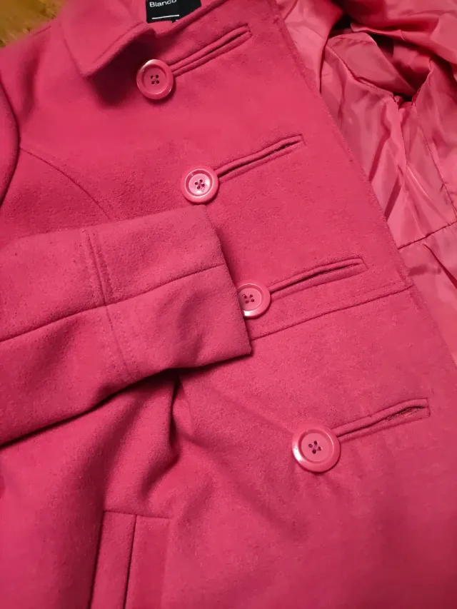 Abrigo Entallado Fucsia