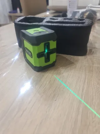 Nivel Láser Verde C/ Estuche