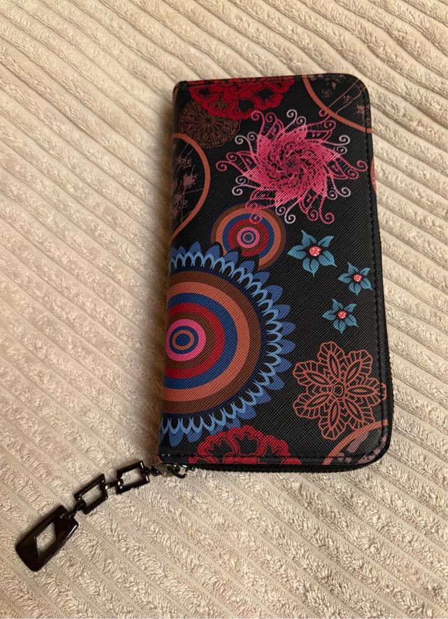 Cartera monedero NUEVA con estampado floral