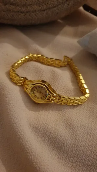 Reloj Acero Inoxidable Dorado