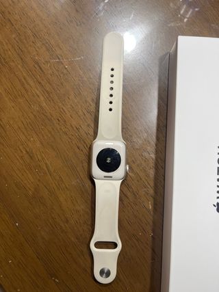 Apple Watch Beige y Plata