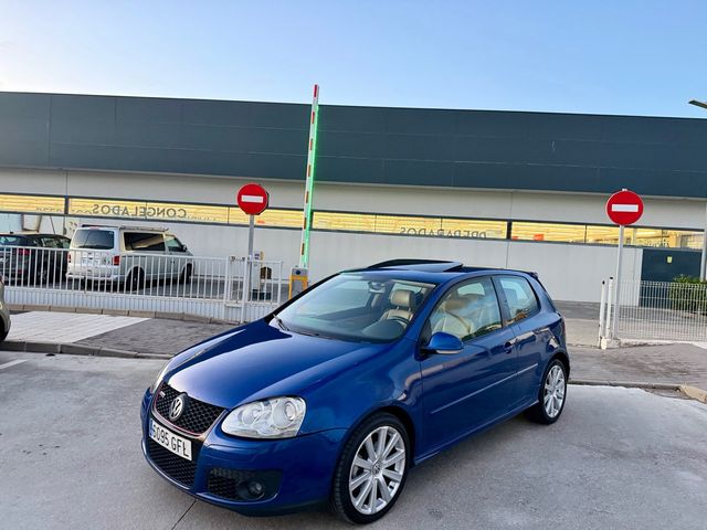 VOLKSWAGEN GOLF V PACK GTI 2.0 TDi