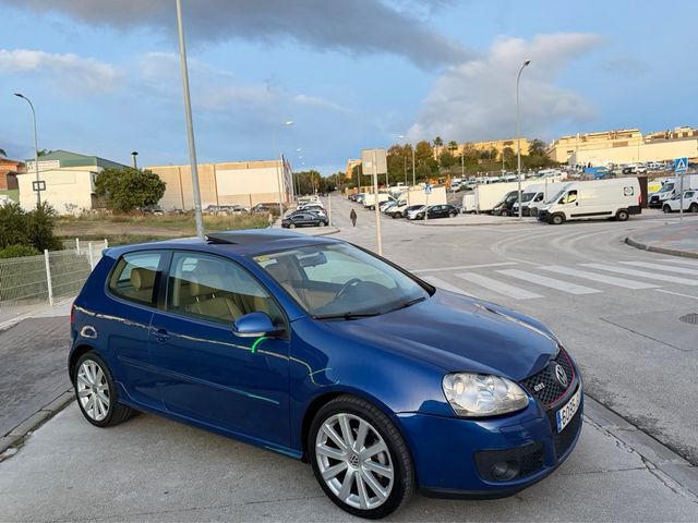 VOLKSWAGEN GOLF V PACK GTI 2.0 TDi