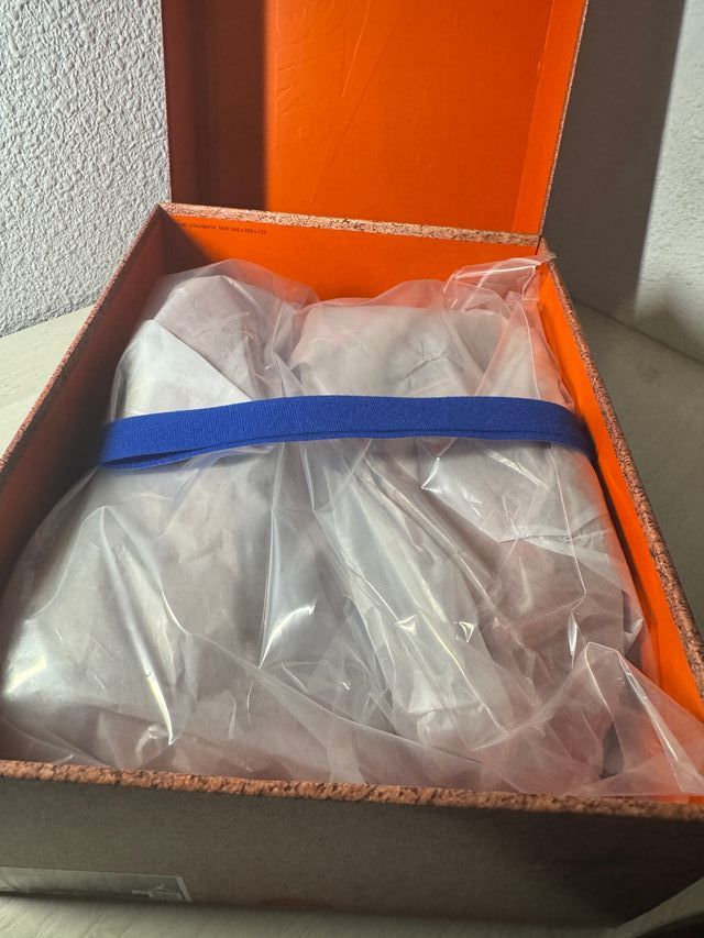 Jordan 4 BRICK 9.5US/43EU