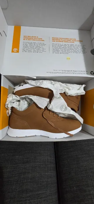 Scarpe marroni Timberland uomo