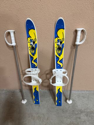 Esquís infantiles con bastones