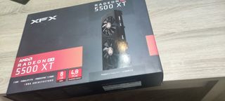 Tarjeta Gráfica XFX Radeon RX 5500 XT con Caja