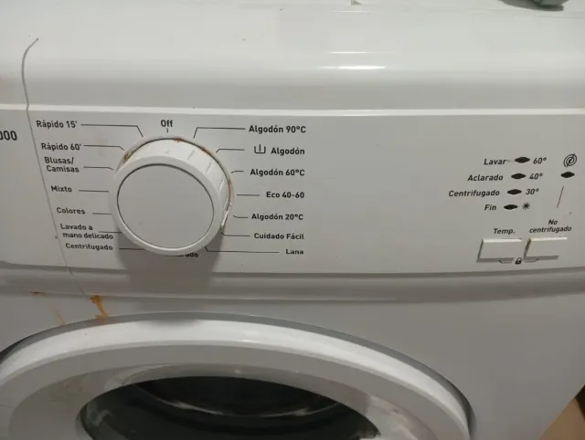 Lavadora 5kg Seminueva.la vendo por traslado