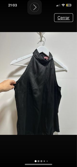 Blusa negra sin mangas