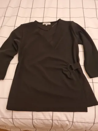 Top negro Trucco cruzado