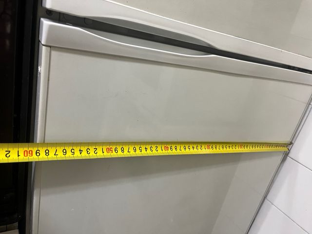 Nevera Ariston con congelador