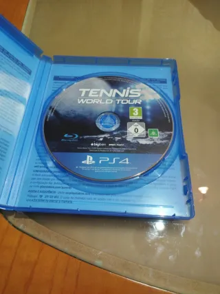 PS4 Juegos: Tennis, Call of Duty y Gran Turismo.