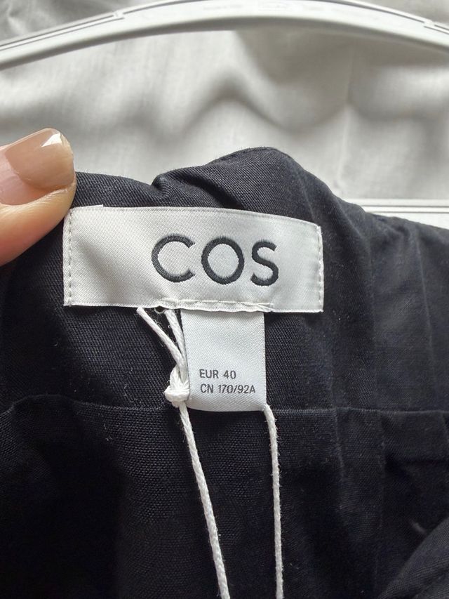 Vestido negro sin tirantes