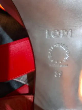 Sandalias de tacón rojas