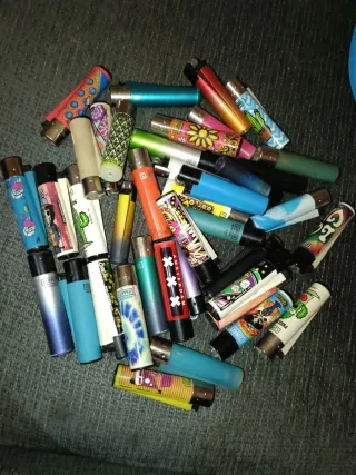 Lote de mecheros Clipper