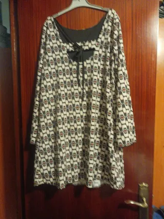 Vestido manga larga estampado mujer